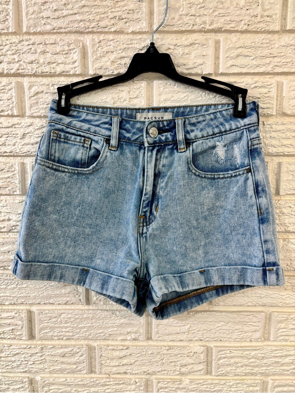 PacSun Mom Short Women’s Blue Light Wash High Rise Cuffed Denim Shorts 25